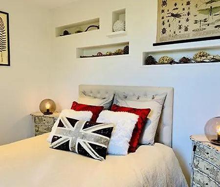 Pensionat Domaine Albizia