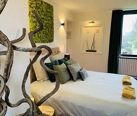 Domaine Albizia Pensionat Livry (Calvados)