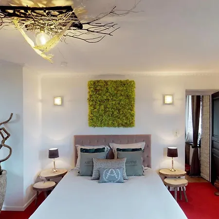 招待所 Domaine Albizia 3*