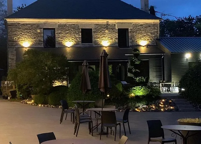 Domaine Albizia Pensión 3*